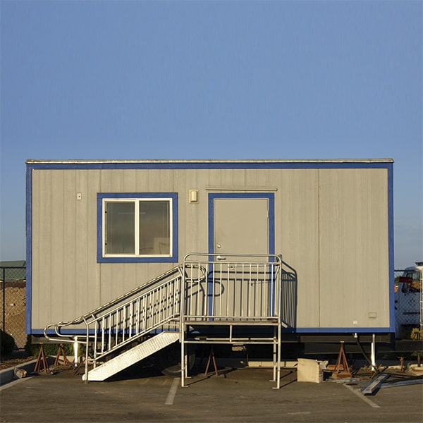 the cost for a month-long rental of a mobile office trailer is determined by various factors such as size and features